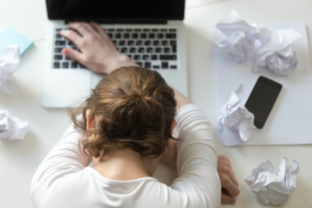 4 Tips Atasi Stres Di Kantor Dengan Cepat!